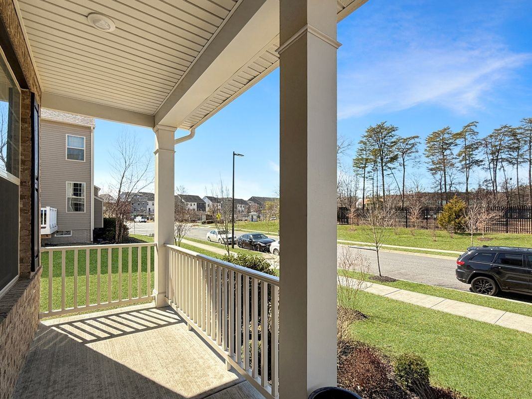 7723 Hubble Dr - Photo 2 of 29