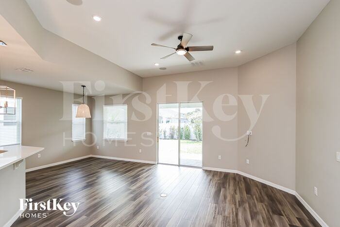 2742 Bobby Jones St - Photo 3 of 15