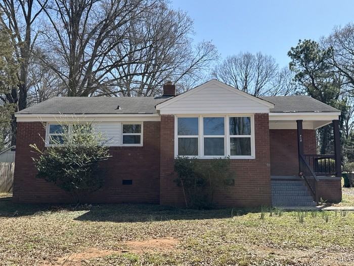 408 Fannie Cir - Photo 2 of 11