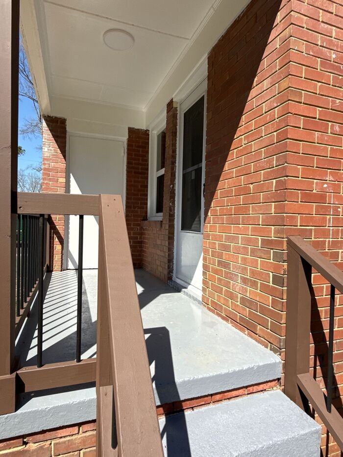 408 Fannie Cir - Photo 3 of 11