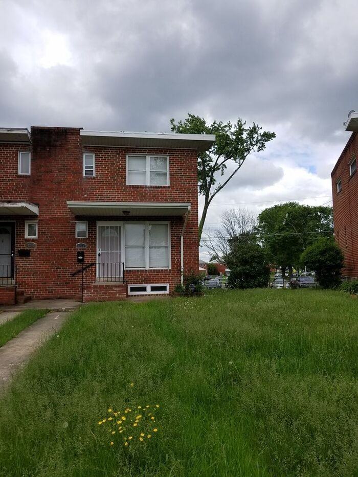 4299 Fallstaff Rd - Photo 2 of 11