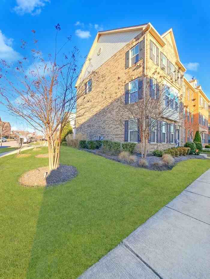3580 Goswell Aly - Photo 2 of 31