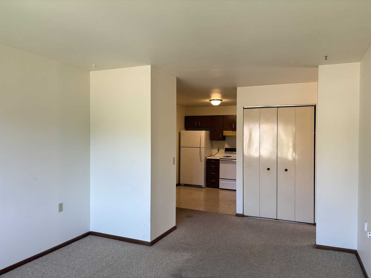 505 Alan Dr #5 - Photo 2 of 15