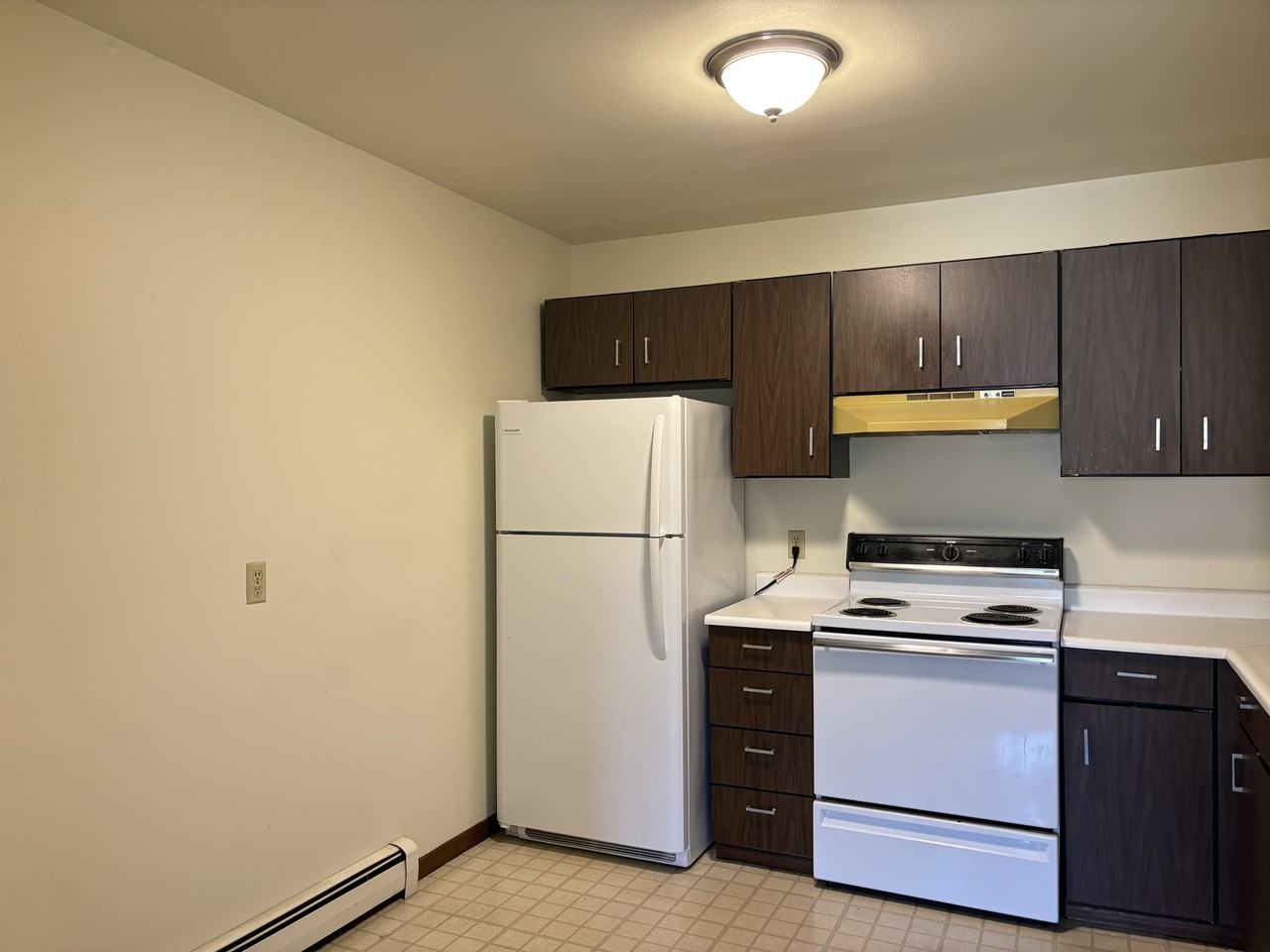 505 Alan Dr #5 - Photo 5 of 15