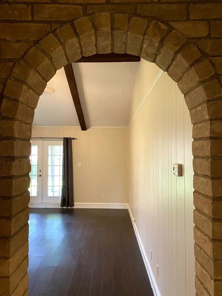 3417 Glenmont Dr #NA - Photo 3 of 24