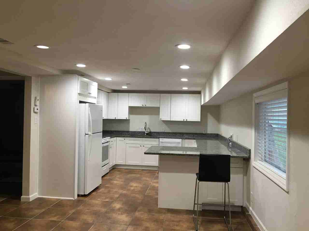 705 Church St - Photo 7 of 15