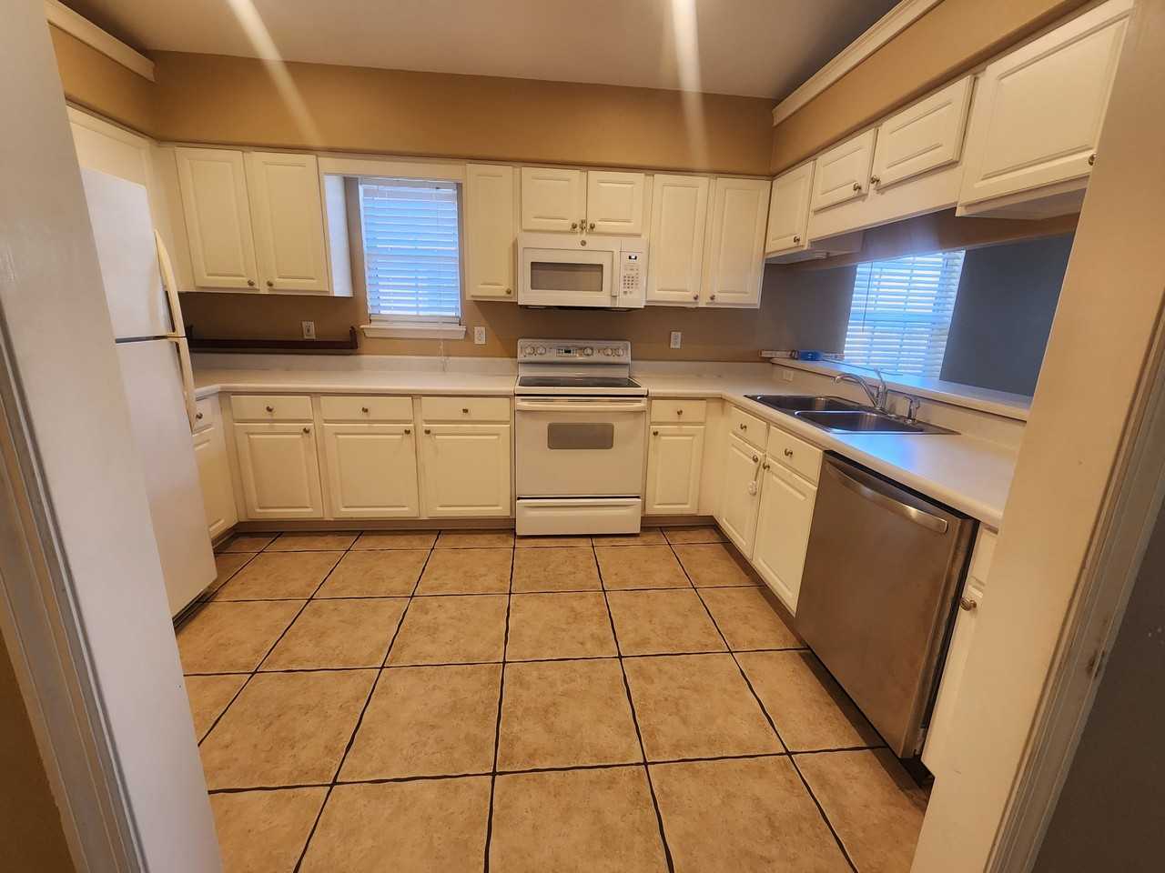 1145 High Meadow Dr #NA - Photo 3 of 19