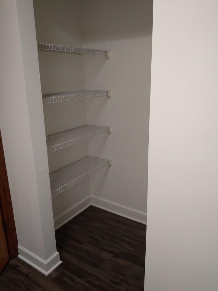 920 Marquette Ave #306