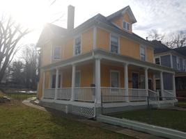 featured image of 1006 Campbell Ave Sw #A