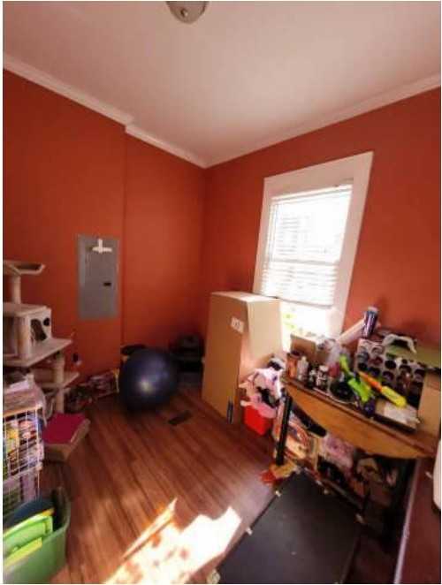 1006 Campbell Ave Sw #A - Photo 4 of 8