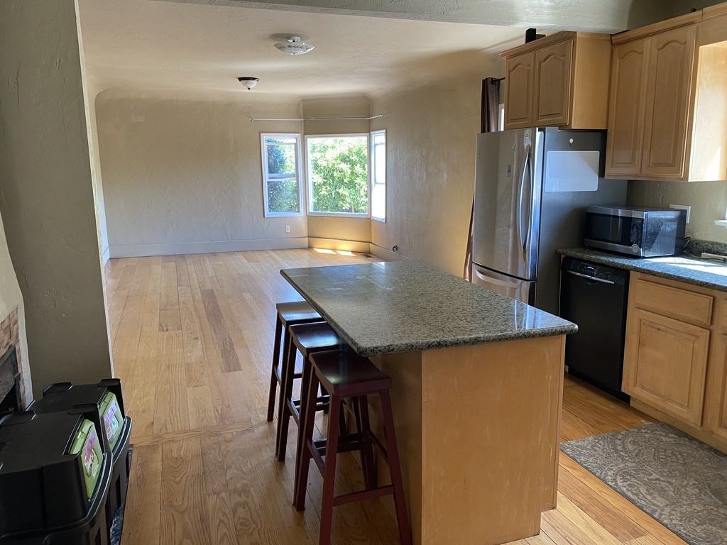 2850 Mcgee Ave #A - Photo 3 of 19