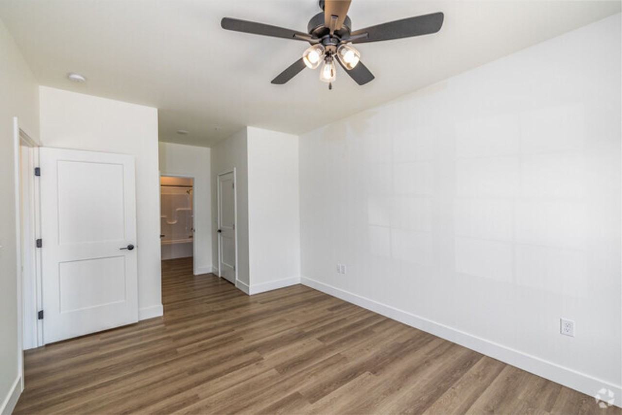 River Ranch Apartments - Photo 6 of 10