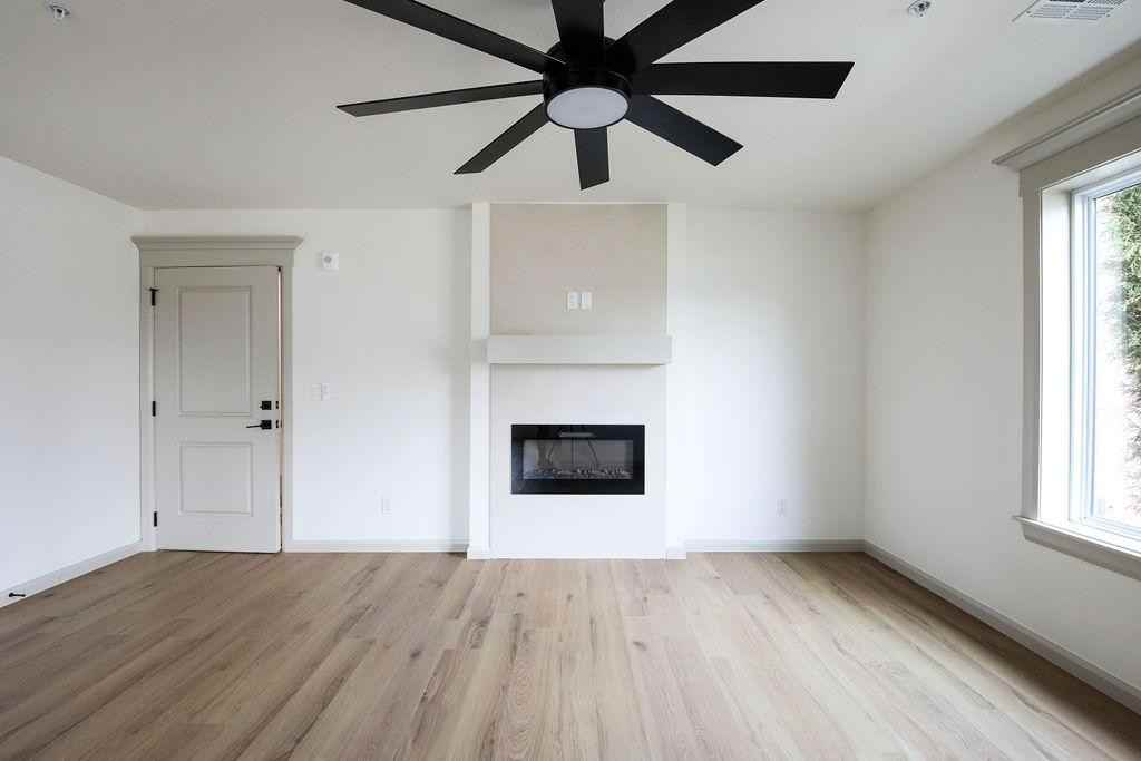 108 W 2nd - Photo 2 of 10
