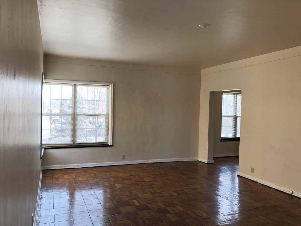 The Bauer Apartments - Photo 4 of 8