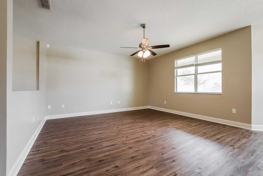 13501 Laranja St - Photo 5 of 17