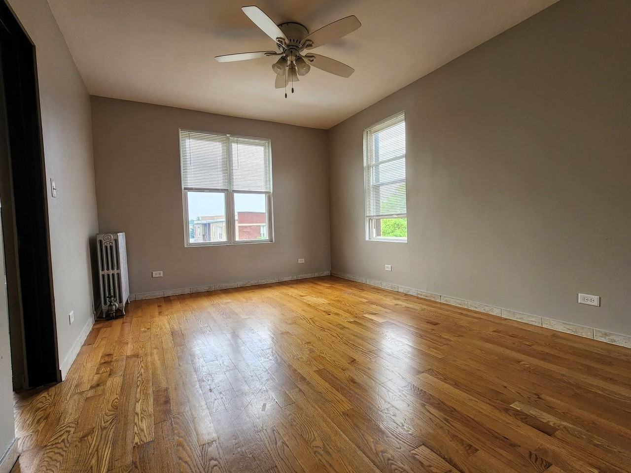 4764 N Virginia Ave #301 - Photo 2 of 4