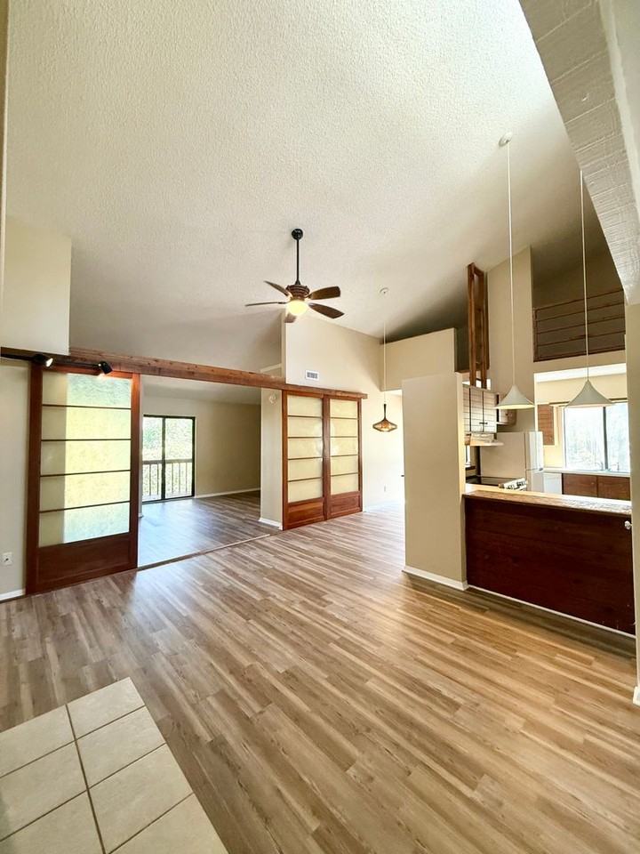 2869 Par Ln - Photo 5 of 34