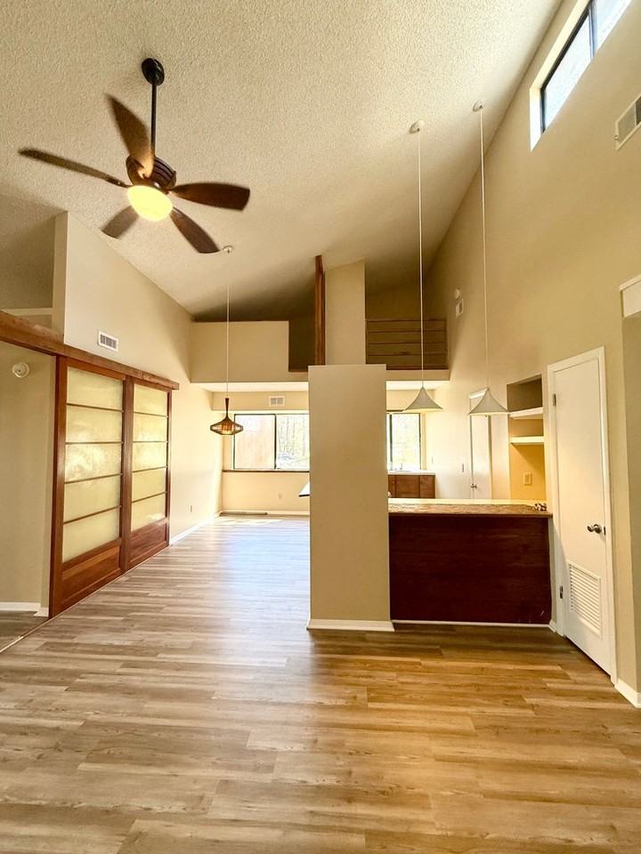 2869 Par Ln - Photo 7 of 34