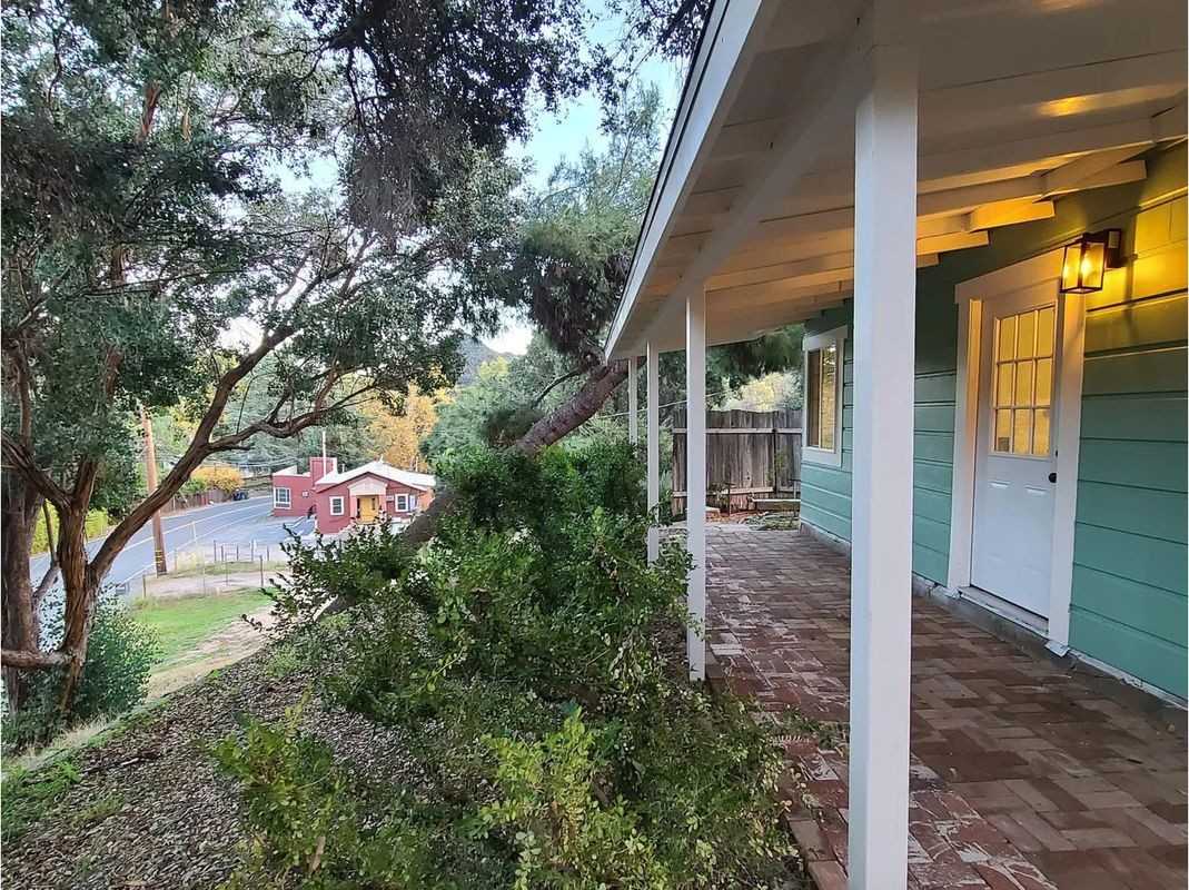 1501 Old Topanga Canyon Rd - Photo 3 of 6