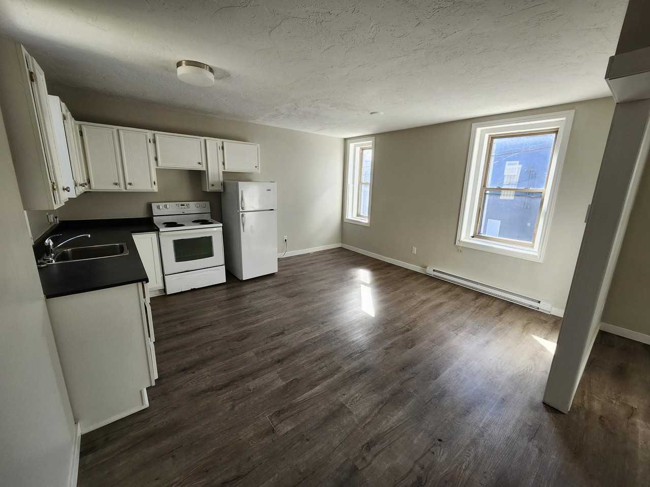 242 240-242 Duke Street 144 Wentworth - 2 #240-2 - Photo 3 of 8