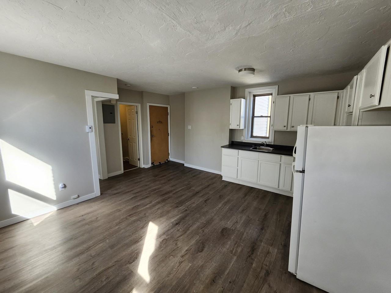 240 Duke Street- 2 #2 - Photo 4 of 8