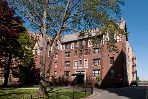 featured image of 40 S Munn Ave