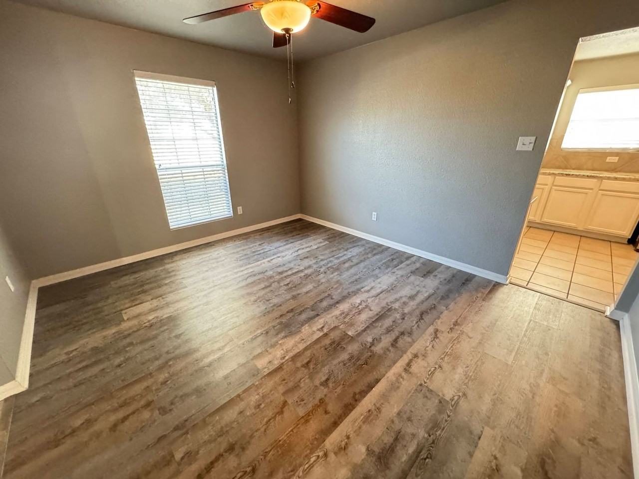 2410 Love Rd - Photo 7 of 30