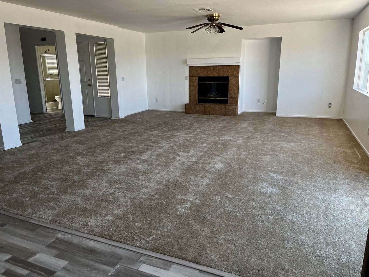 1514 Remington Hills Dr - Photo 3 of 6