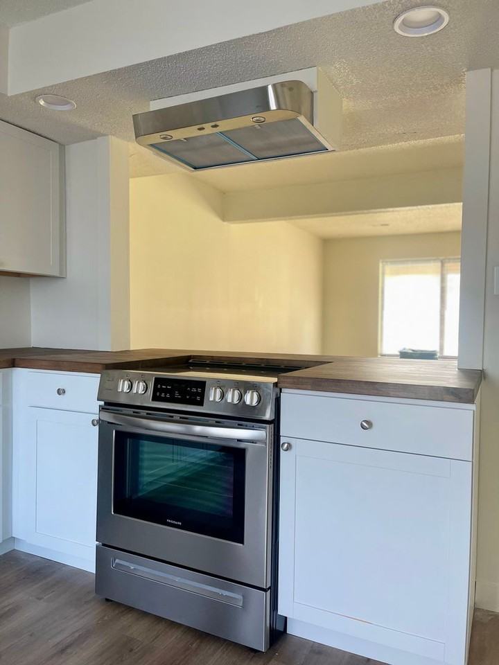 2508MY - Photo 3 of 8