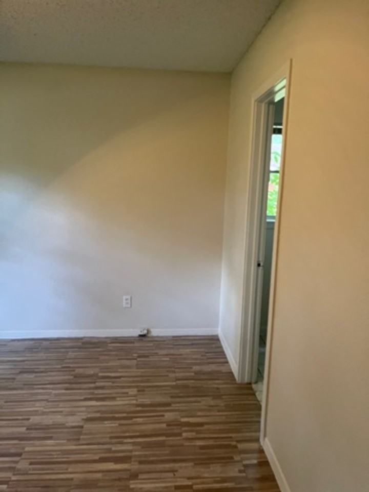 11235 Lemond Dr - Photo 2 of 4