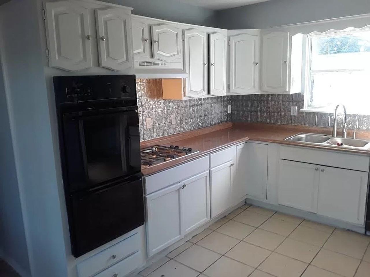 11235 Lemond Dr - Photo 4 of 4