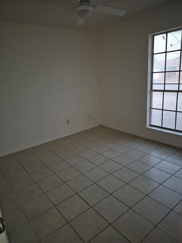 3421 Tascosa St - Photo 5 of 10