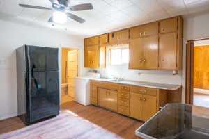 featured image of 1227 Green Bay St