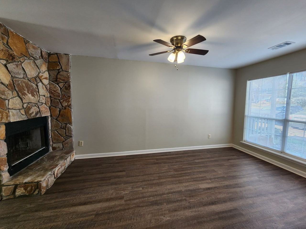 6360 Windsor Gate Ln - Photo 4 of 16