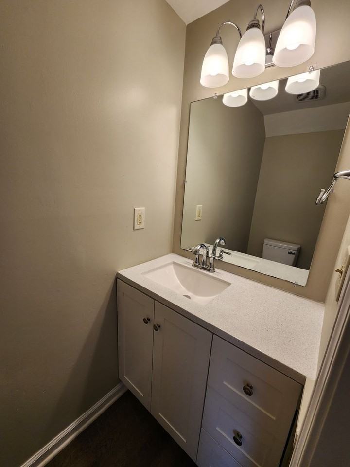 6360 Windsor Gate Ln - Photo 6 of 16