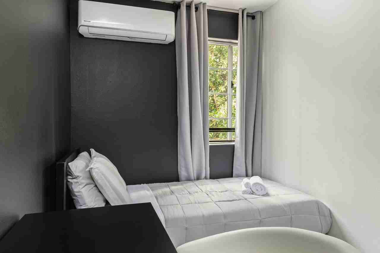 10777 10777 Ashton 202 - Single #6 - Photo 3 of 11