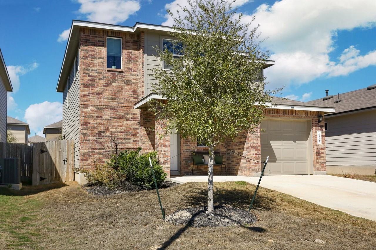 1153 Barn Swallow Way - Photo 3 of 25