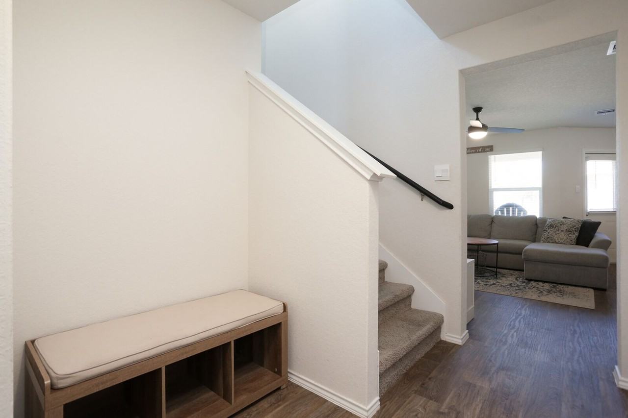 1153 Barn Swallow Way - Photo 6 of 25