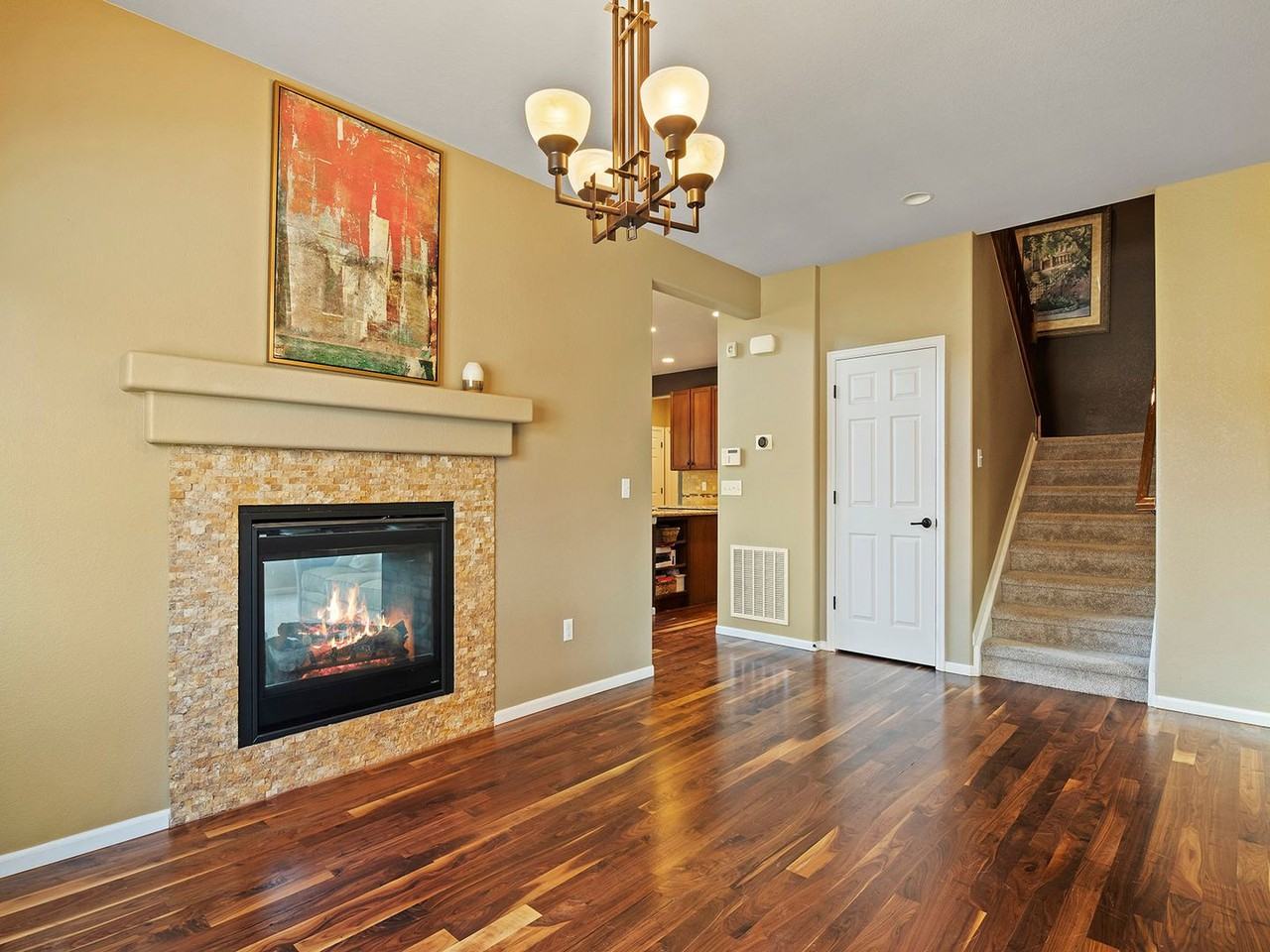 3802 Cosmos Ln - Photo 3 of 23
