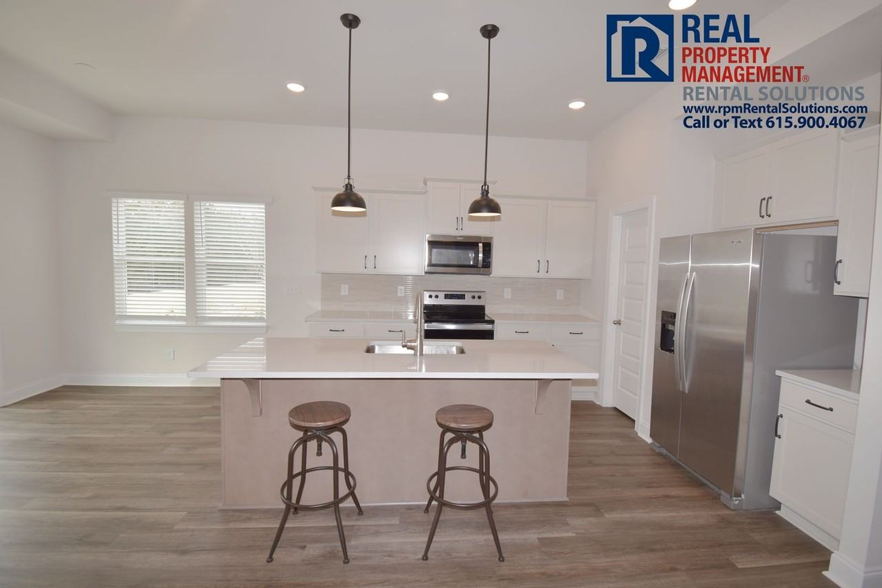 2607 Eldin Creek Dr - Photo 5 of 32