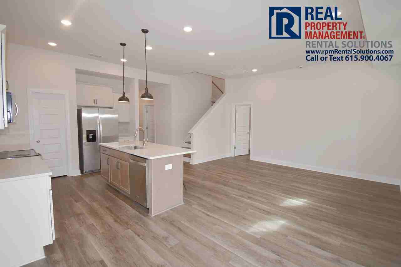 2607 Eldin Creek Dr - Photo 7 of 32