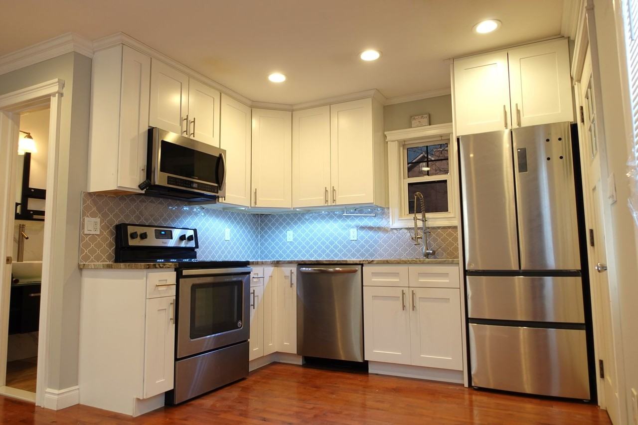 70 5th St - Photo 2 of 8