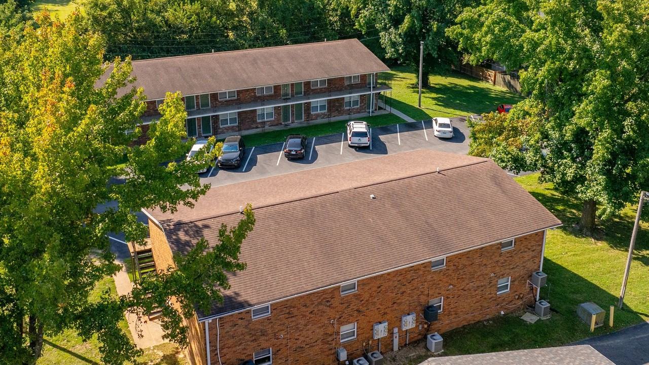 Green Door Apartments - Photo 6 of 50