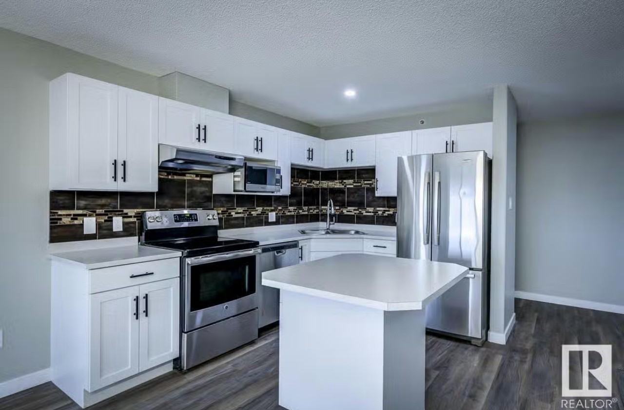 2305 35A Avenue Northwest - Photo 2 of 7