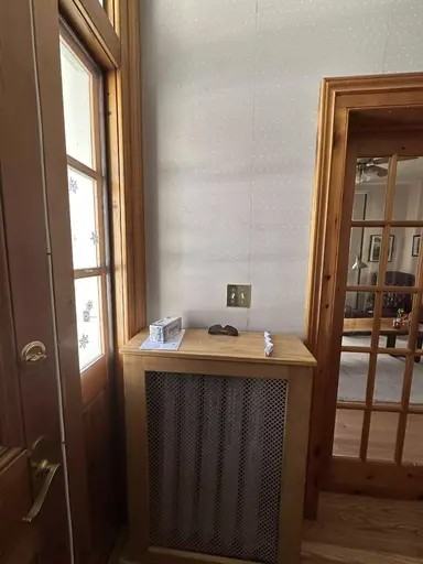 25 Sussex St N - Photo 3 of 30