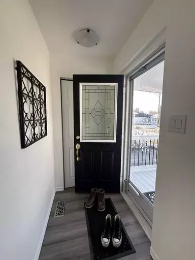 263 Woodbine Ave - Photo 2 of 30