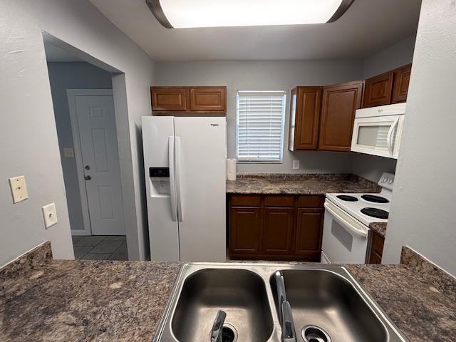 231 Pritchard St - Photo 3 of 14