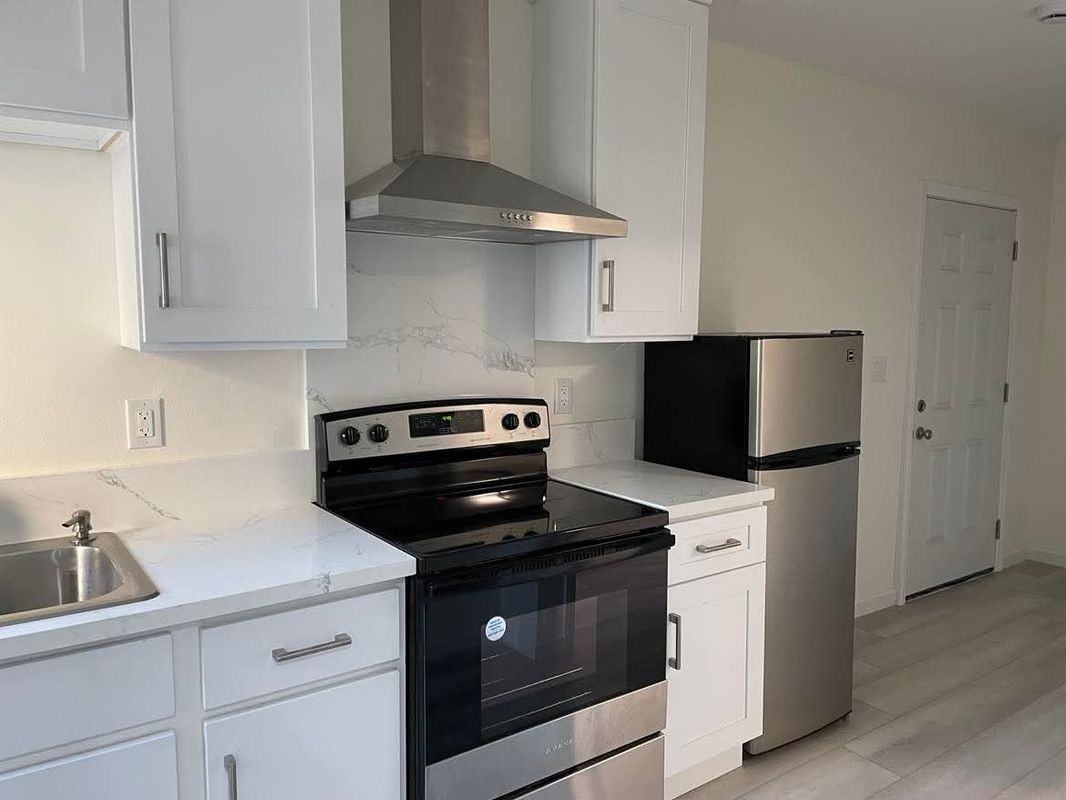 158 W 225th St - Photo 4 of 8
