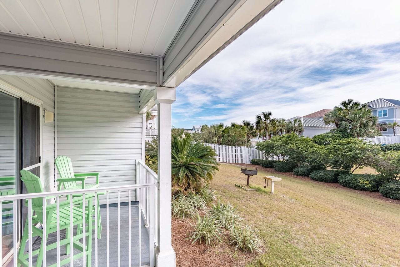 11 Beachside Dr #1 - Photo 4 of 43