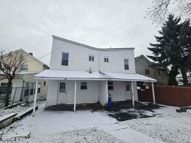 1045 Prescott Ave - Photo 7 of 15